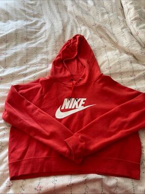 NWOT Nike Coral Pullover Hoodie with White Swoosh